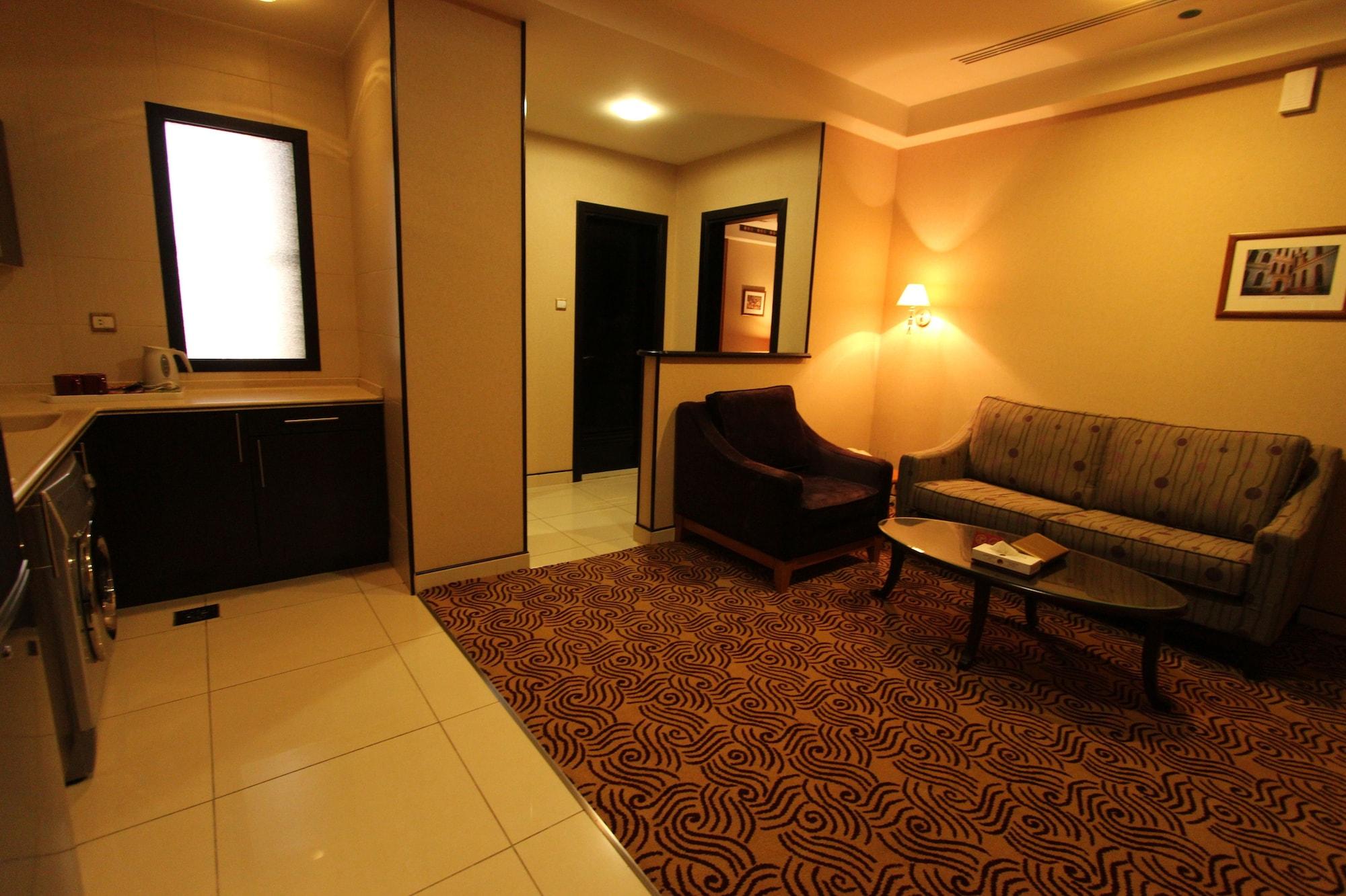아와리브 인터내셔널 호텔 타이프 외부 사진 A suite at the hotel