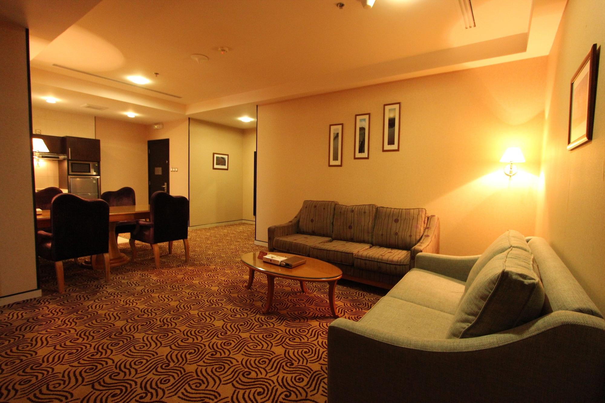 아와리브 인터내셔널 호텔 타이프 외부 사진 A suite at the hotel