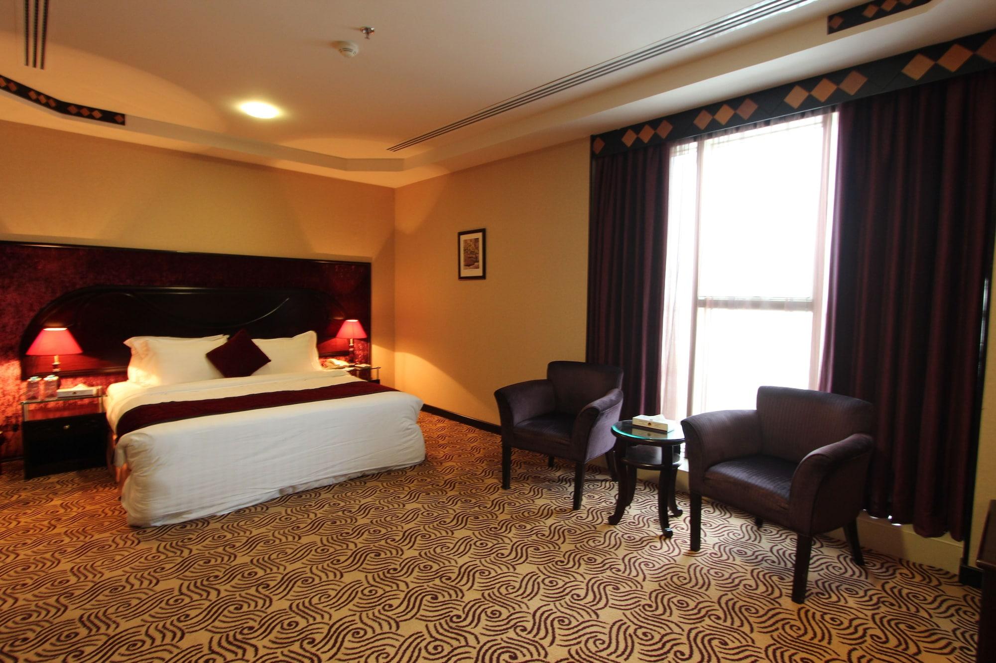 아와리브 인터내셔널 호텔 타이프 외부 사진 A room at the hotel