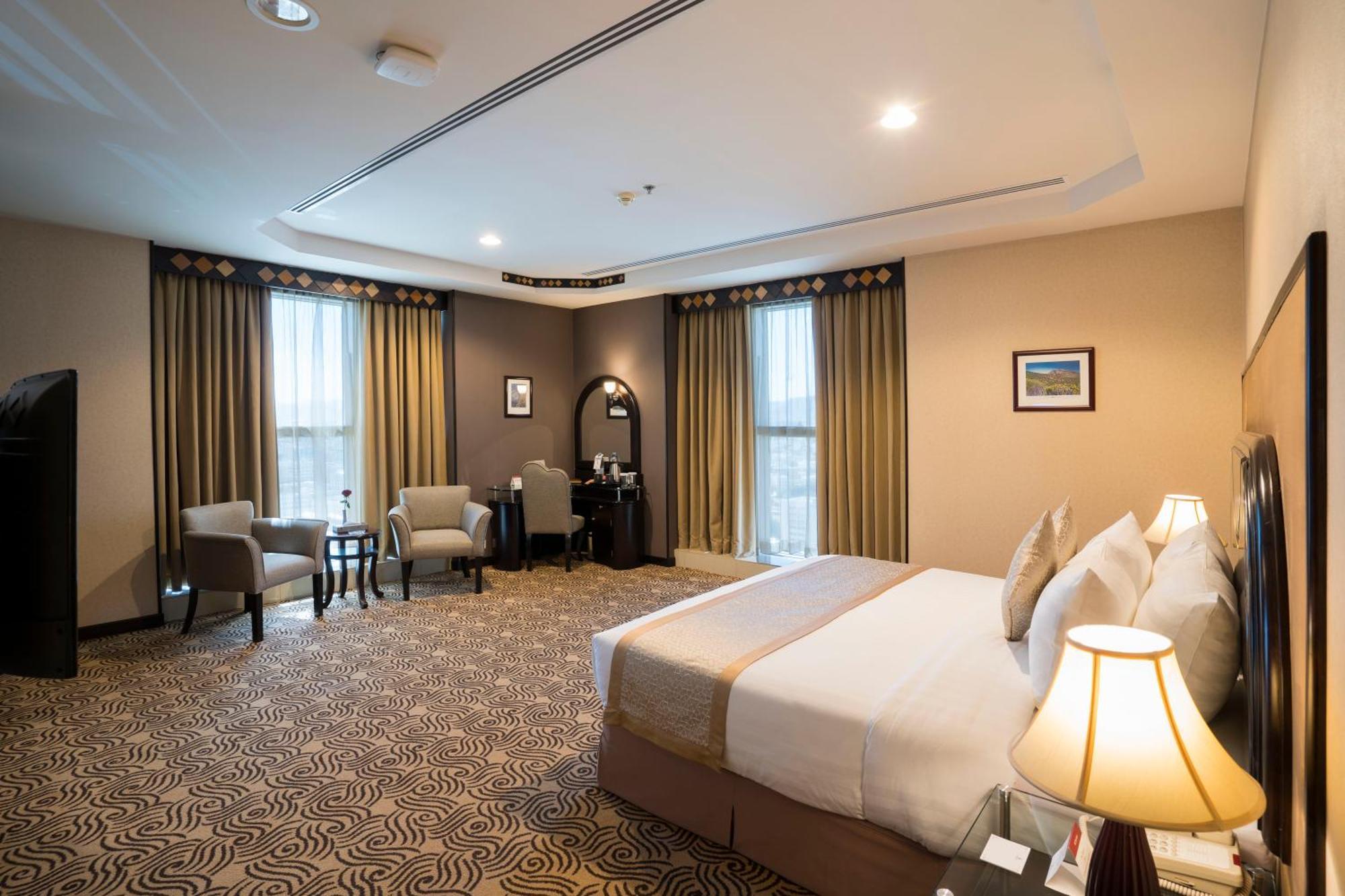 아와리브 인터내셔널 호텔 타이프 객실 사진 A room at the hotel