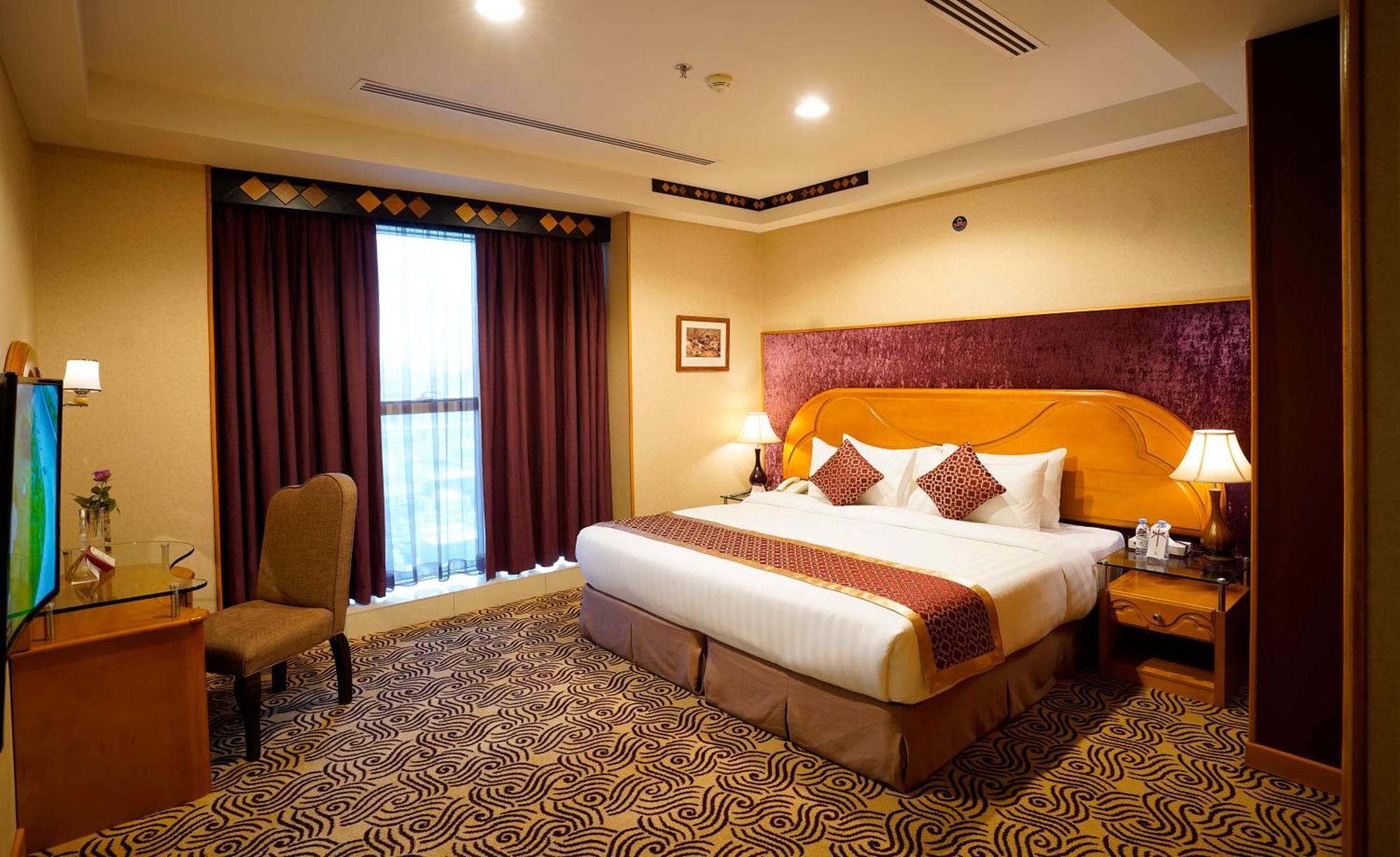 아와리브 인터내셔널 호텔 타이프 객실 사진 A bedroom at the hotel